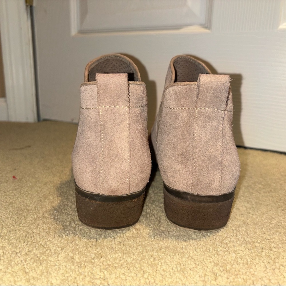 Beige Suede Boots lightly used 1 inch - Picture 4 of 7